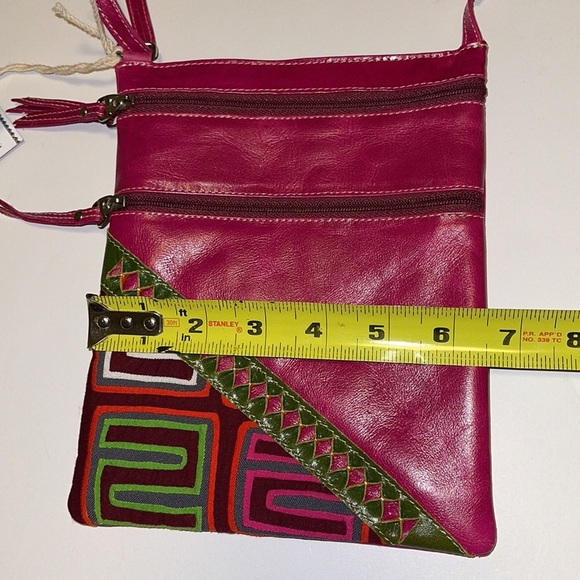 🆕 Handmade Fuchsia Leather Crossbody Bag from Colombia - Picture 5 of 6